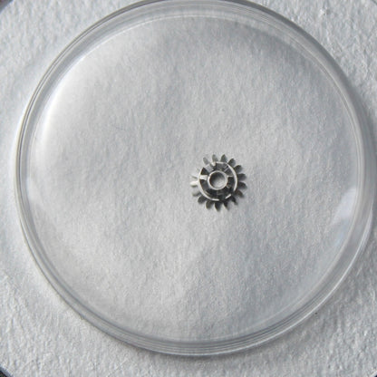 NEW Rolex 3035 3035-5026 Pignone di Carica Rocchetto a Taglio Nuovo In Blister